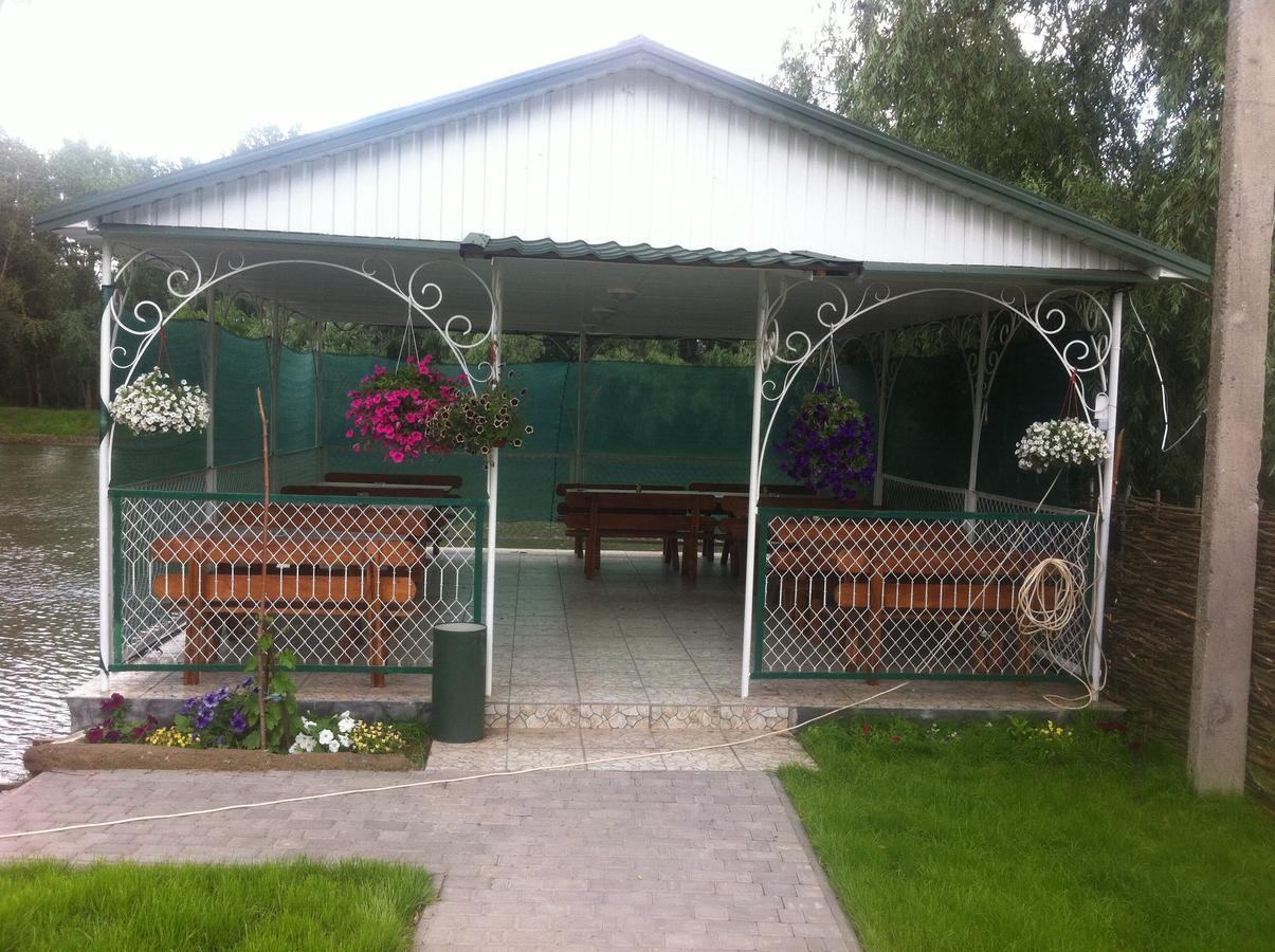 Рыбное Место Hotel Troitskoye Buitenkant foto