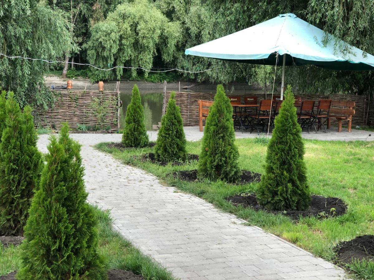 Рыбное Место Hotel Troitskoye Buitenkant foto