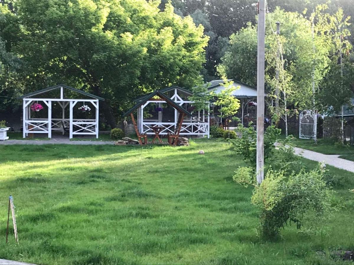 Рыбное Место Hotel Troitskoye Buitenkant foto